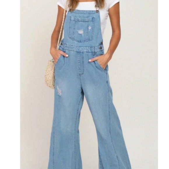 Light wash Wide leg Pockets Bib Jumpsuit - Picture 3 of 6